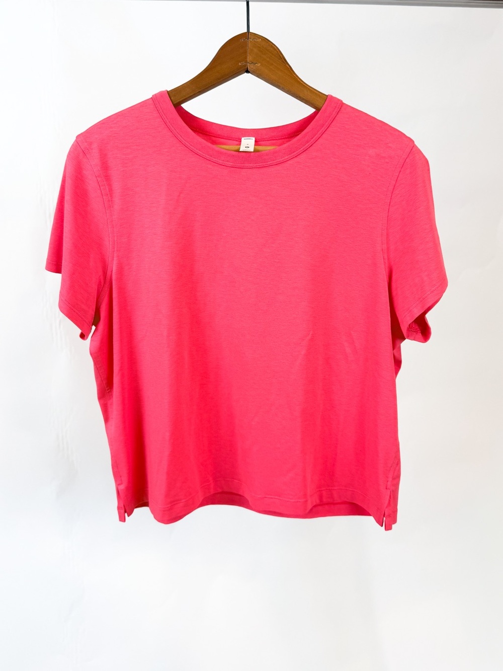 Lululemon/ Classic Fit T-Shirt/ Size 8/ New Without Tags/ Never Worn